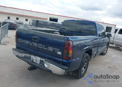 1999 Chevrolet Silverado 1500 z USA, uszkodzony, nr VIN 2GCEC19T6X1151892